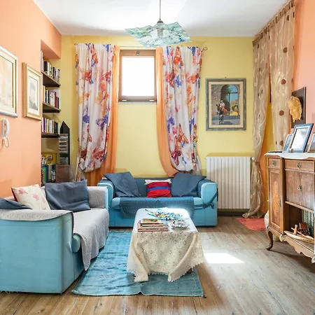 Piccolo E Intimo Centro Citta Apartment *