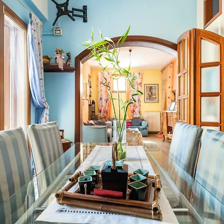 Piccolo E Intimo Centro Citta Appartement Nuoro (Sardinia)