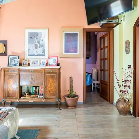 Piccolo E Intimo Centro Citta * Nuoro (Sardinia)